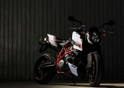 KTM 990 Super Duke R KTM 990 Super Duke R